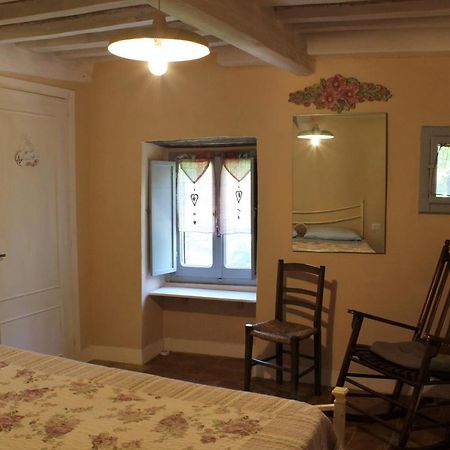 B&B Paradiso Губбіо Екстер'єр фото