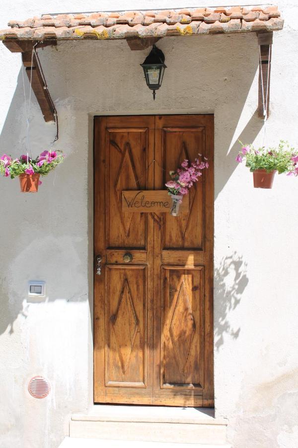 B&B Paradiso Губбіо Екстер'єр фото